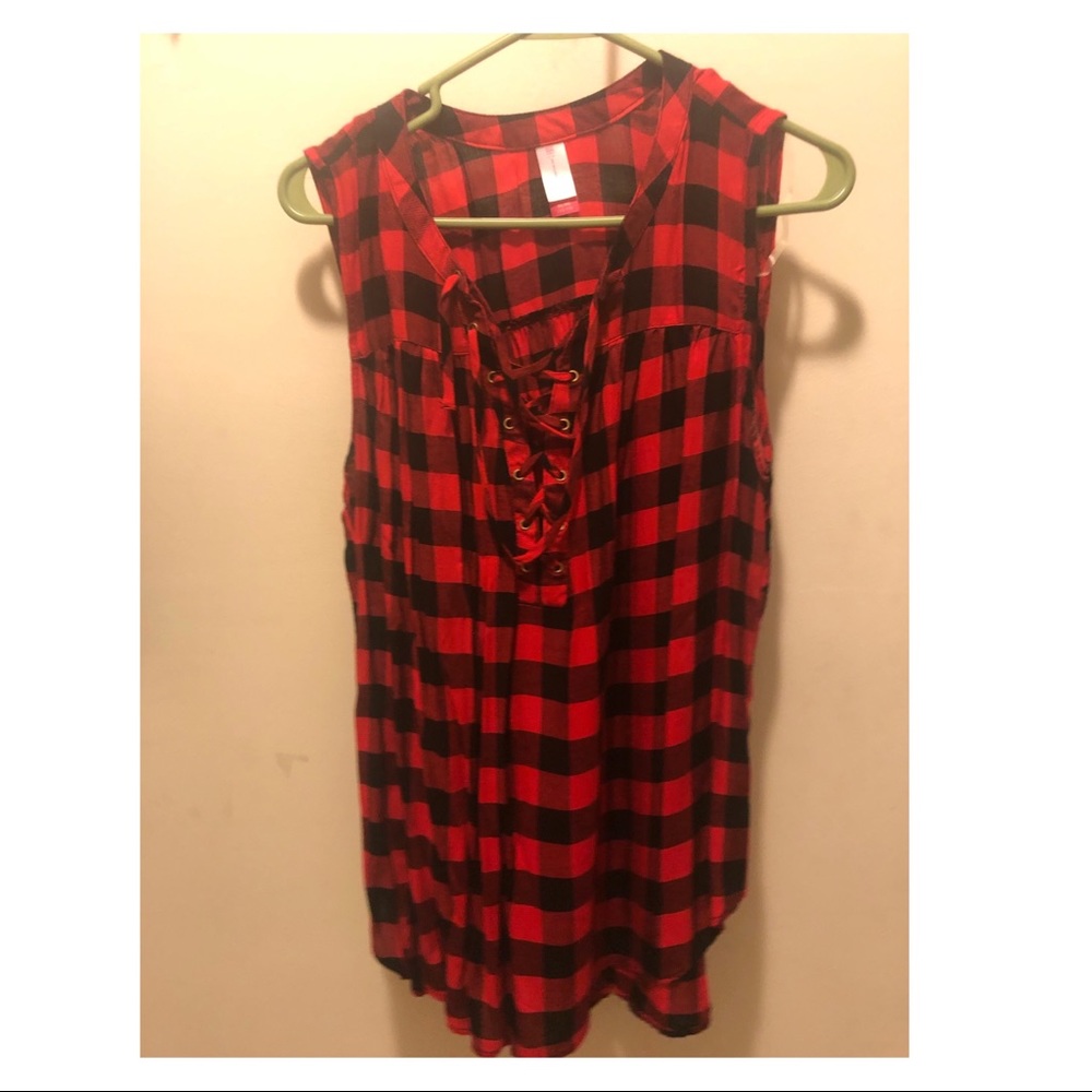 Cute loose fit buffalo check top